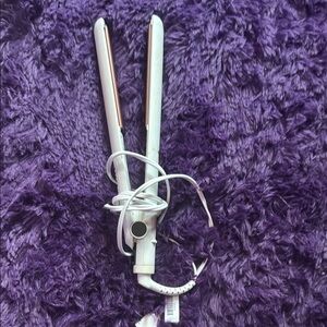 White and Rose Gold Hair Straightener